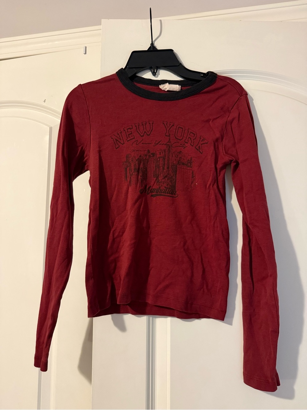 Urban Outfitters Burgundy Long-Sleeve 'New York' Graphic Tee with Black Trim